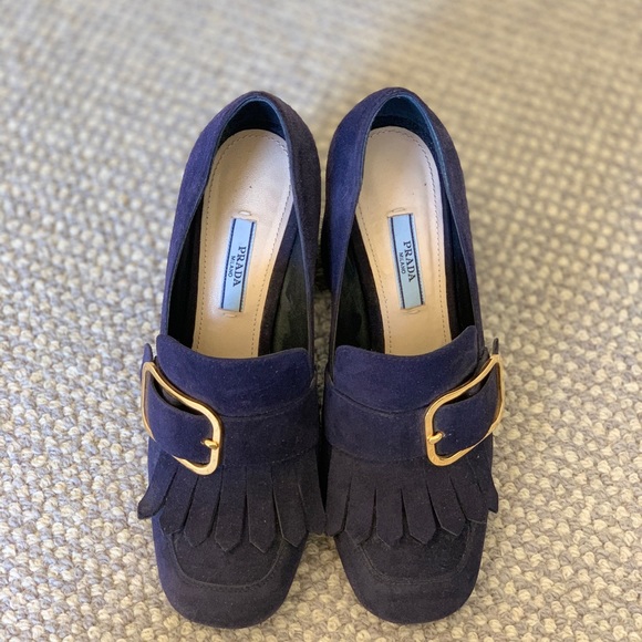 Prada heels - Picture 4 of 5